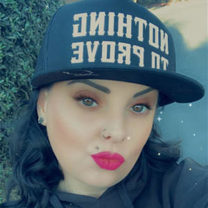 Meet your Posher, Tanya